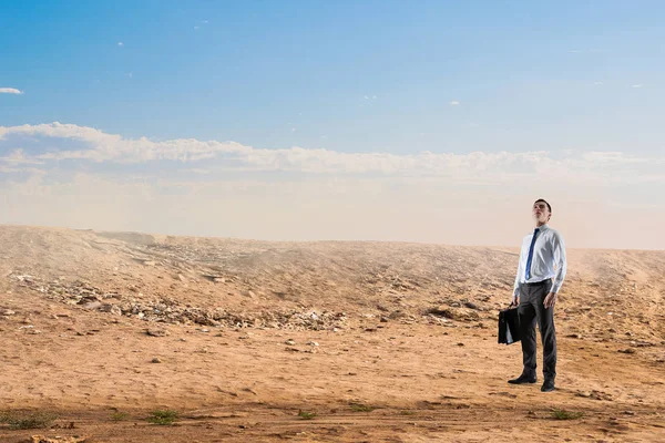 Enfrentando tempos ruins — Fotografia de Stock