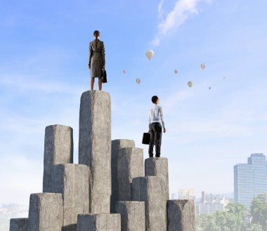 Ne zaman senin are üstünde tepe. Karışık teknik