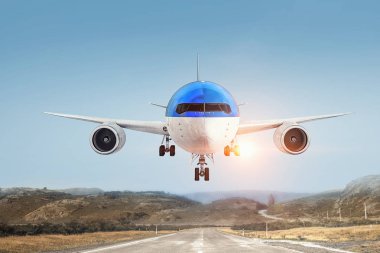 Uçak gökyüzünde. Karışık teknik