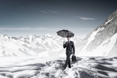 Ona hiçbir şey durduramayacak. Karışık teknik