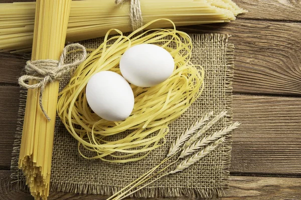 Sluiten van gele pasta — Stockfoto