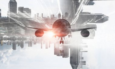 Uçak gökyüzünde. Karışık teknik