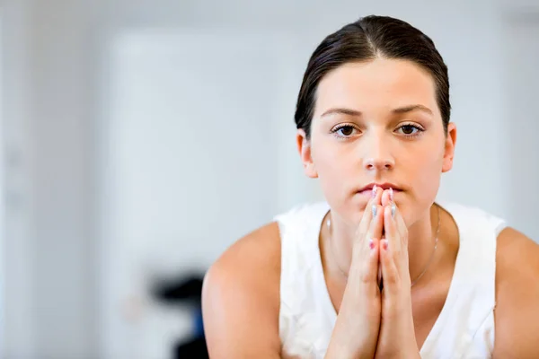 Beautiful woman portrait indoors — Stock Photo, Image