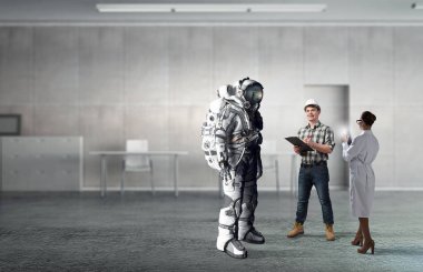 Uzay giysisi tasarım. Karışık teknik