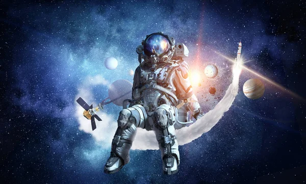 Imagen de fantasía espacial con astronauta. Medios mixtos —  Fotos de Stock