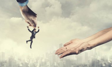 El yardım ve koruma. Karışık teknik