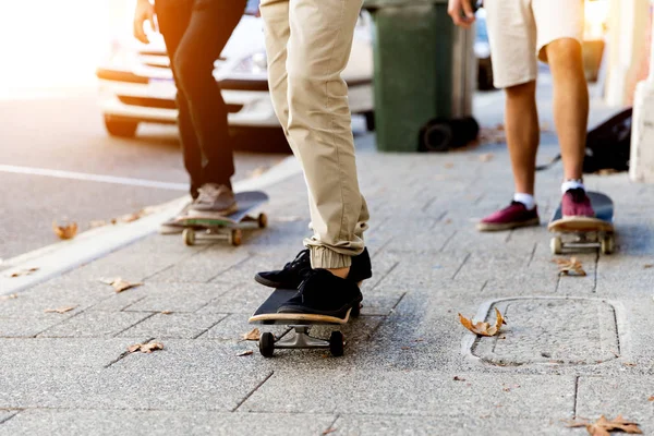 Skateboard in strada — Foto Stock