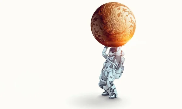 O homem do espaço carrega o planeta grande. Meios mistos — Fotografia de Stock