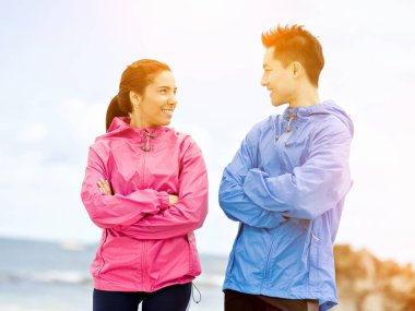 Ayakta Plajı'nda genç Çift