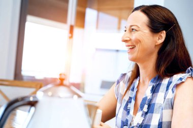 Güzel kadın kapalı portre Anasayfa