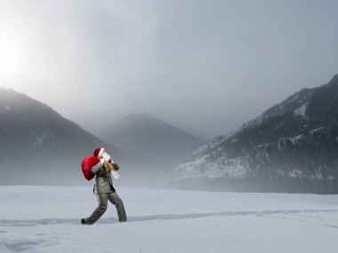 Noel Baba geliyor. Karışık teknik