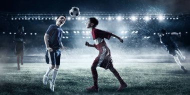 Çocuk futbol oynamak. Karışık teknik