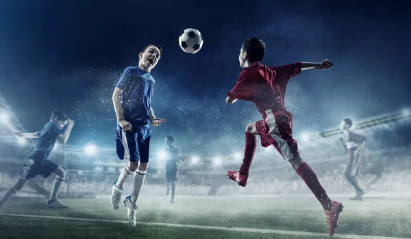 Anak-anak bermain sepak bola. Campuran media — Stok Foto