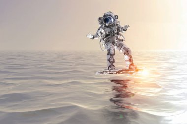 Astronot gemide. Karışık teknik
