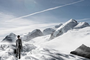 Ona hiçbir şey durduramayacak. Karışık teknik