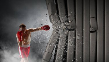 Bu meydan kadar güçlü. Karışık teknik