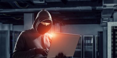 Bilgisayar gizlilik saldırı. Karışık teknik