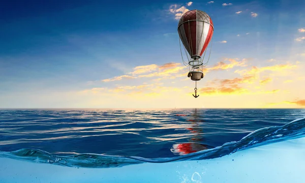 Air balloon in sea — Stock Photo, Image