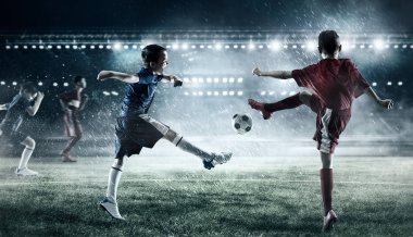 Çocuk futbol oynamak. Karışık teknik