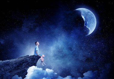 Kayıp ve yalnız hissediyor