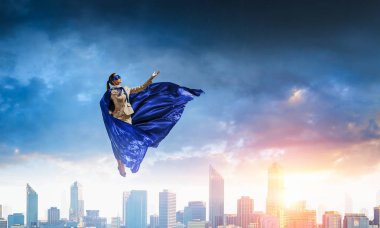 Gökyüzünde süper kadın