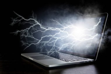 Dizüstü sorunu veya sonu. Karışık teknik