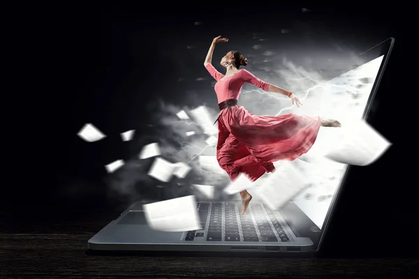 Dans is haar passie. Mixed media — Stockfoto