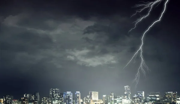 劇的な雷背景 — ストック写真