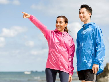 Ayakta Plajı'nda genç Çift