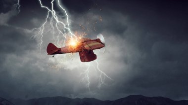 Uçak kazası tehlikesi. Karışık teknik