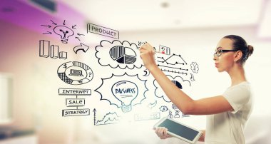 Bayan patron bazı fikirler çizin. Karışık teknik