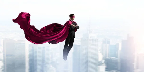 Super man w niebo — Zdjęcie stockowe