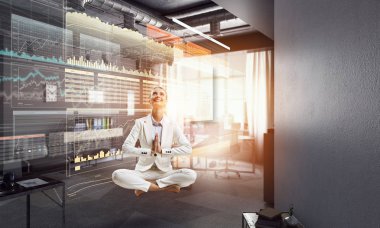 Denge bulmaya çalışıyorum