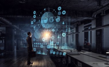 Ofisinde bir iş adamı. Karışık teknik