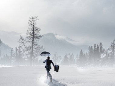 Ona hiçbir şey durduramayacak. Karışık teknik