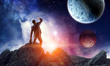 İşadamı ve evren kavramı