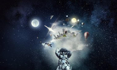 Uzay Adamı ve görevi. Karışık ortam