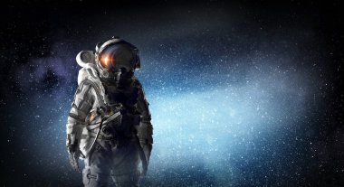 Uzayda astronot explorer. Karışık teknik