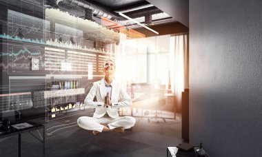 Denge bulmaya çalışıyorum