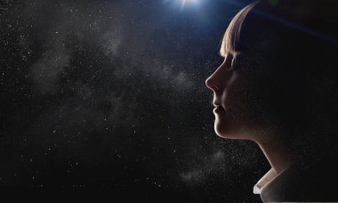 Kafasının içinde parlak fikirler