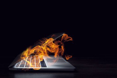 Dizüstü sorunu veya sonu. Karışık teknik