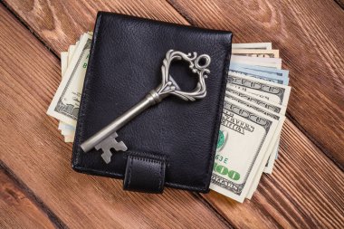 İş anahtarı altında