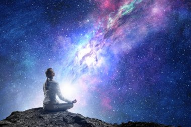 Yoga fiziksel ve ruhsal tedavi olarak. Karışık teknik
