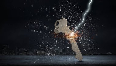 Yıldırım çarpıcı anahtar. Karışık teknik