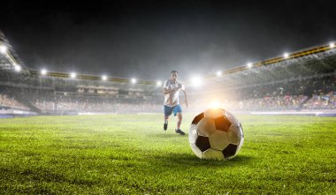 Oyuncu yapma penaltı atışı. Karışık teknik