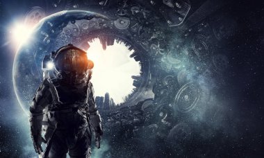 Astronot fantezi dünyasında. Karışık teknik