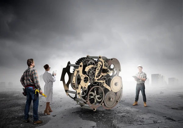 Wenn es um Zusammenarbeit geht. Gemischte Medien — Stockfoto