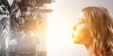 Bana bir öpücük ver. Karışık ortam