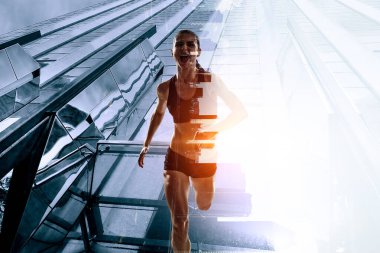 Koşmak sporcumuz yarışı. Karışık teknik