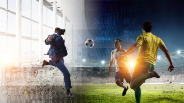 Sanal kasklı Afrikalı adam. Karışık ortam